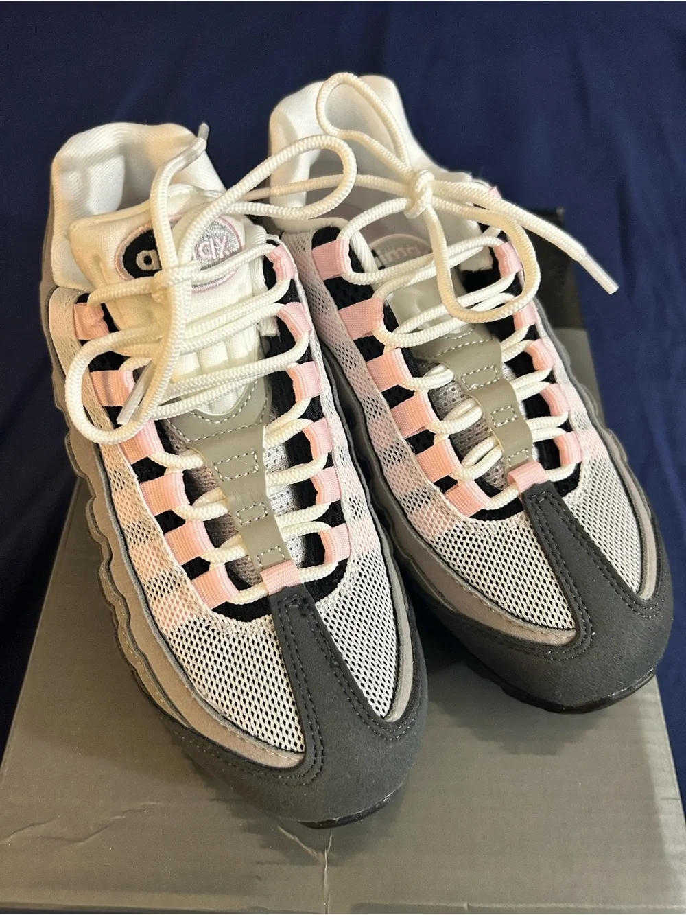 Nike Women’s' Air Max 95 BIG BUBBLE Sneakers - White, Pink, Blk, Gray Mesh Style
